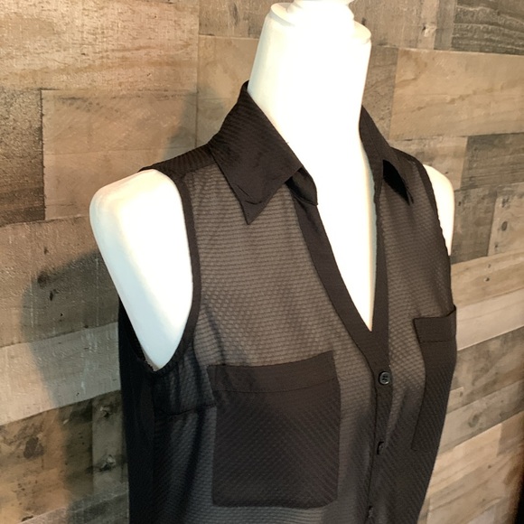 Express Original Fit Sleeveless Portofino Shirt - Picture 5 of 16